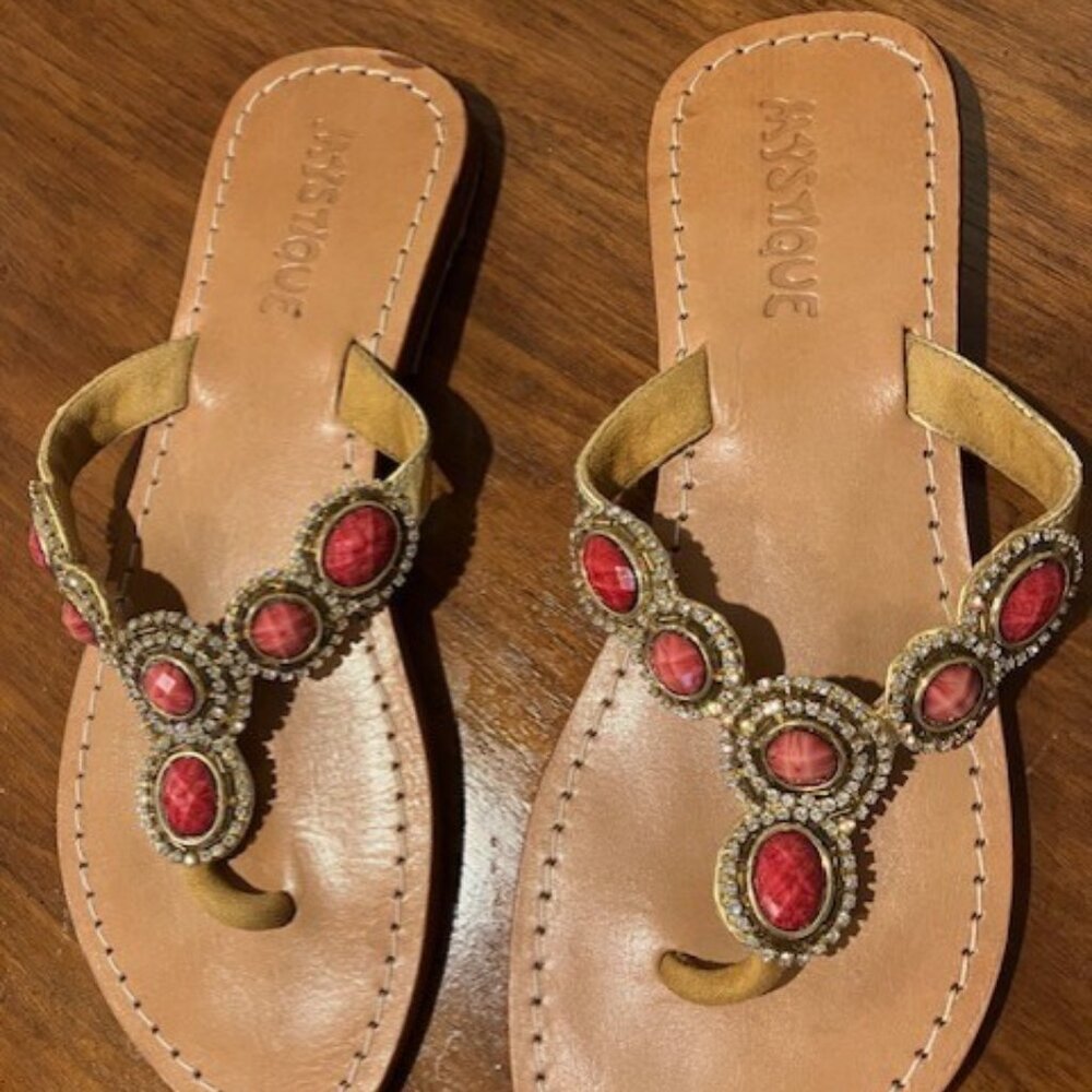 Mystique Pink Crystal Embellished And Gold Toned Beads Sandal- Size 8